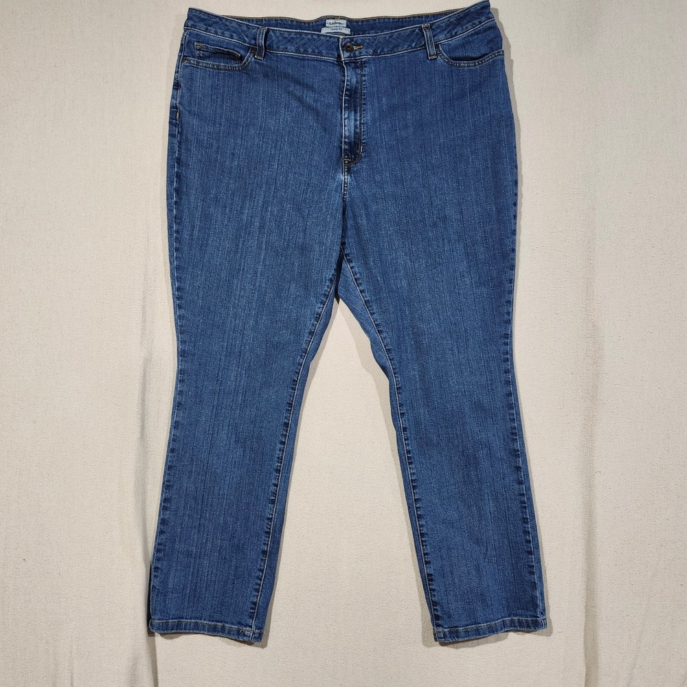 LL Bean Classic Fit Straight Leg Jeans Blue Medium Wash 22W Reg 284087